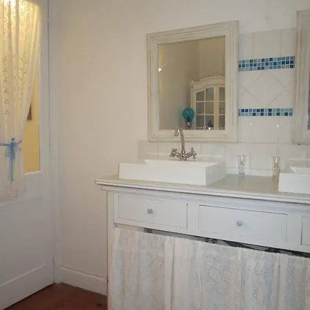 Des Demoiselles Bed & Breakfast Rochefort (Charente-Maritime)